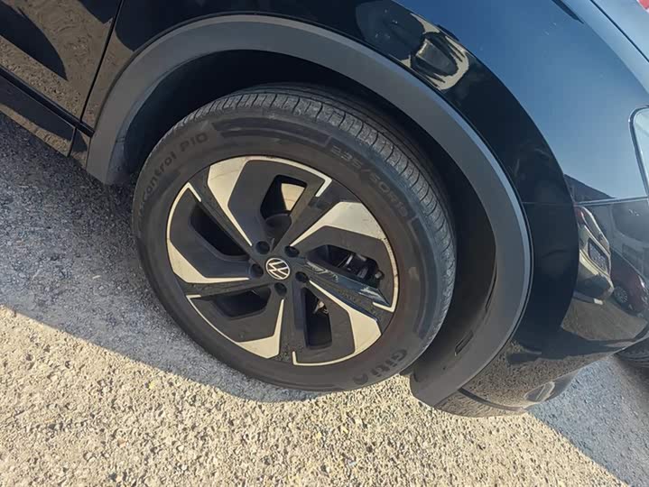 Фото 6 - Volkswagen Tiguan L Pro