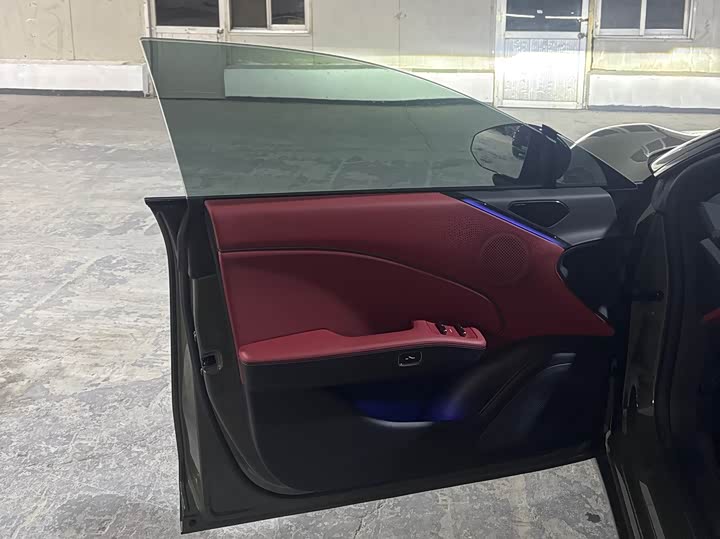 Фото 8 - Zeekr 007 GT