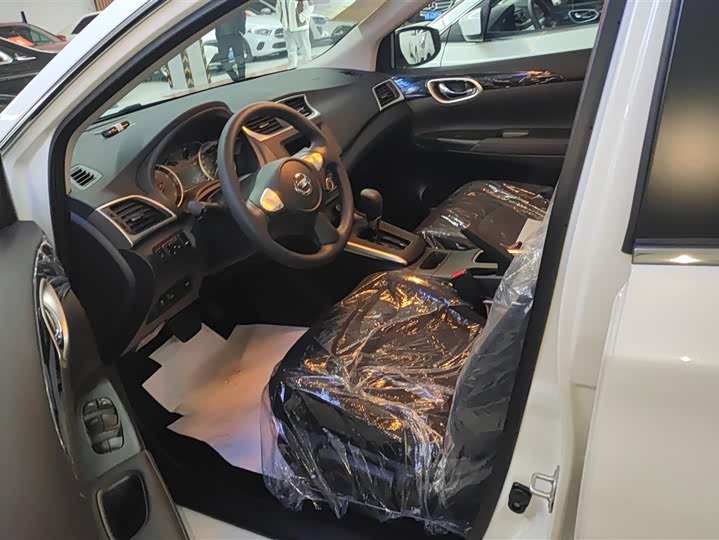 Фото 9 - Nissan Sylphy