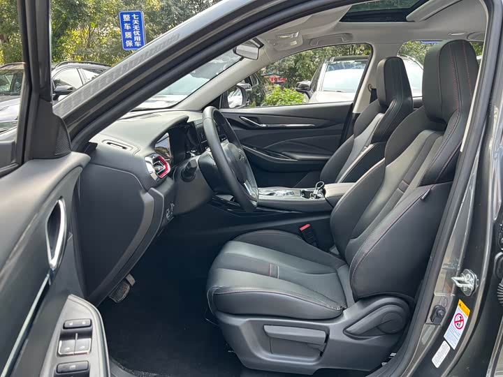 Фото 8 - Changan Oshan X5