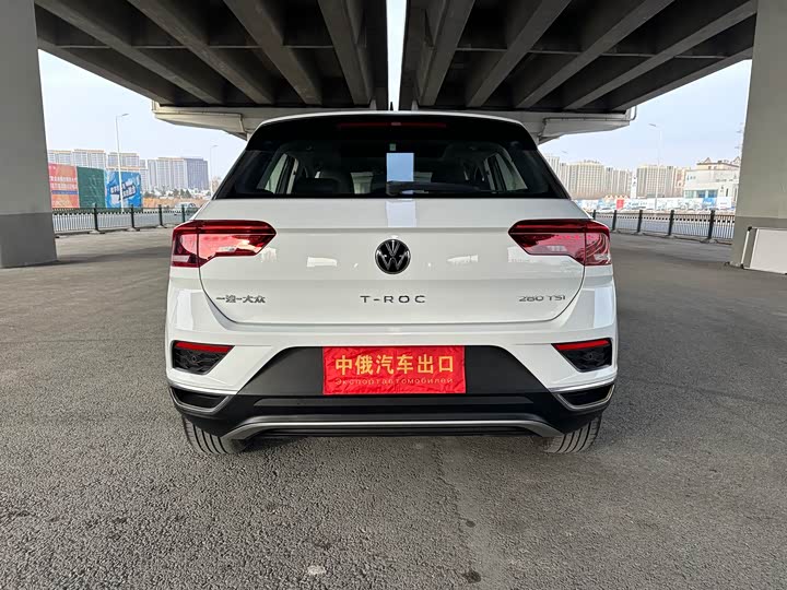 Фото 7 - Volkswagen T-Roc