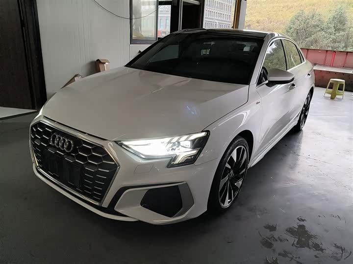 Фото 1 - Audi A3