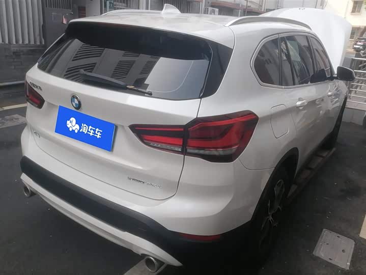 Фото 3 - BMW X1