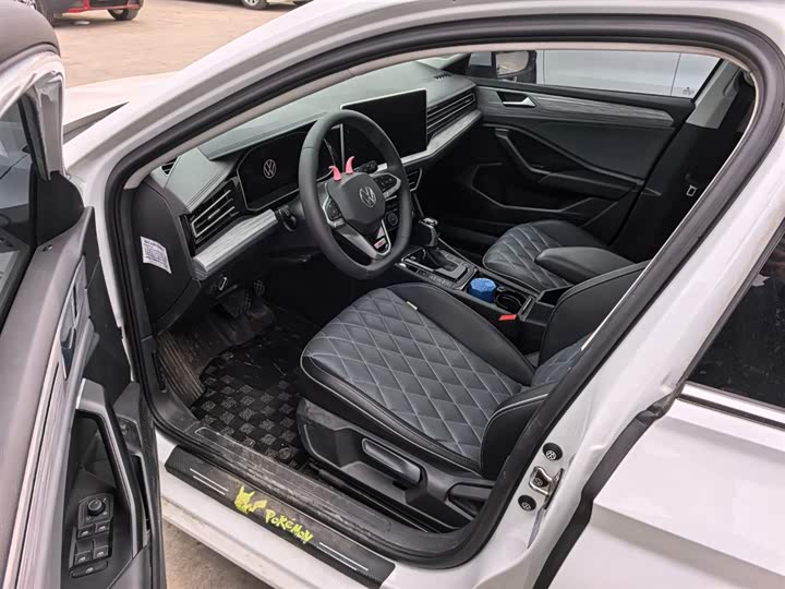 Фото 9 - Volkswagen Sagitar L