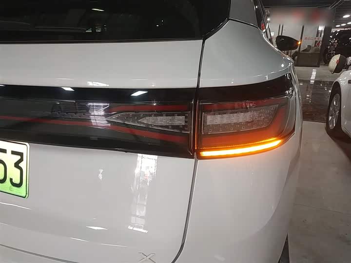 Фото 8 - Volkswagen ID.4 X