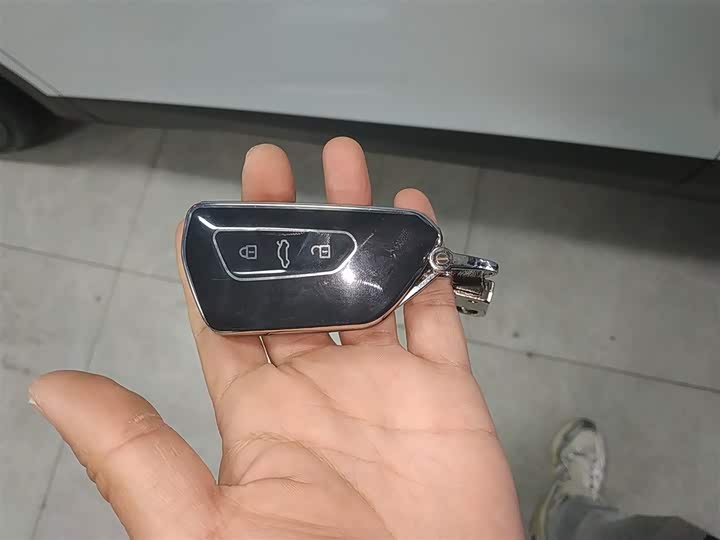 Фото 9 - Volkswagen ID.4 X