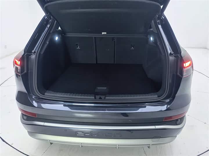 Фото 6 - Audi Q4 e-tron