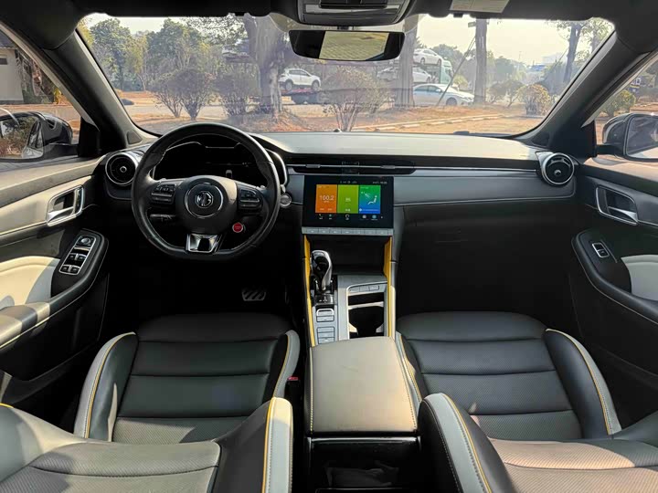 Фото 8 - MG Motor 6