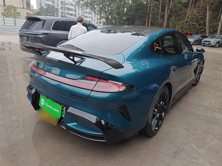 Фото 7 - Xiaomi SU7 Ultra