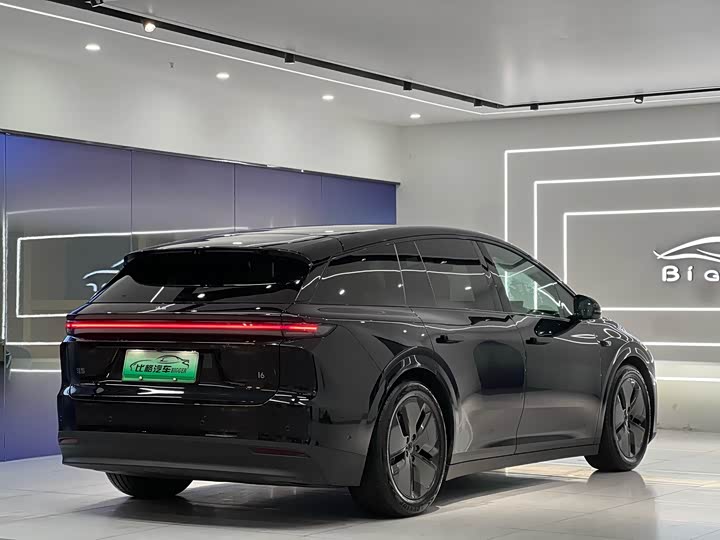 Фото 7 - LiXiang i6