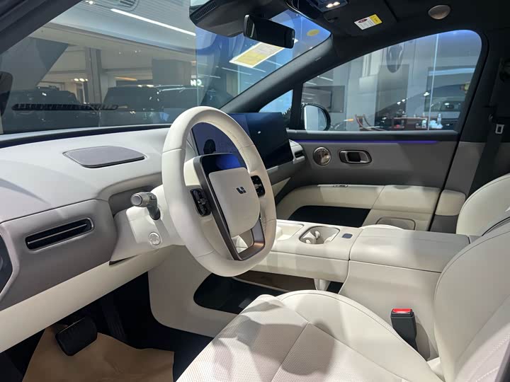 Фото 8 - LiXiang i6