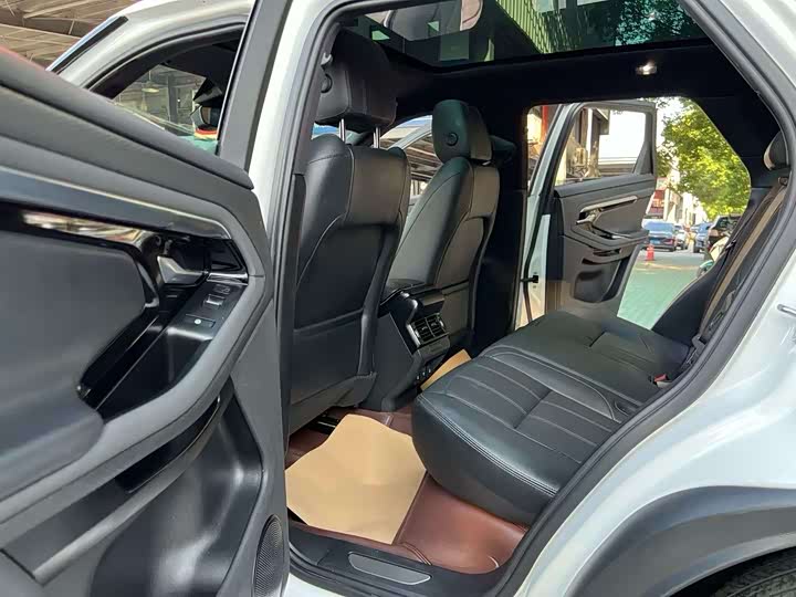 Фото 6 - Land Rover Range Rover Evoque L