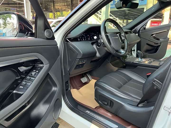 Фото 8 - Land Rover Range Rover Evoque L