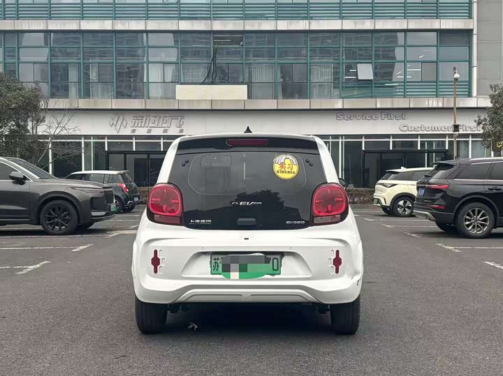 Фото 8 - Roewe Clever