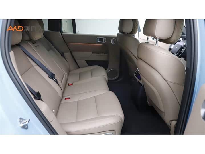 Фото 8 - LiXiang L7