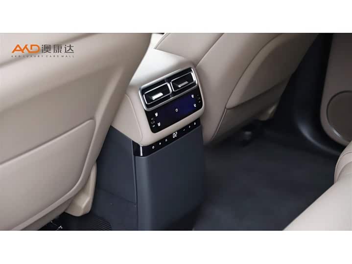 Фото 9 - LiXiang L7