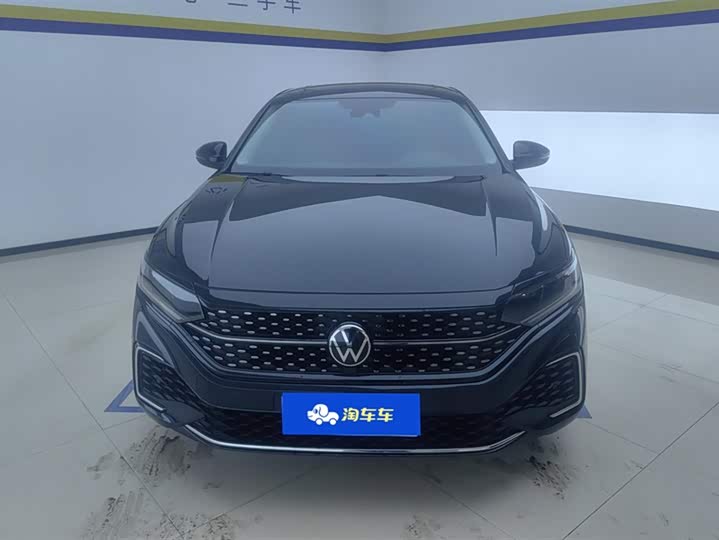 Фото 2 - Volkswagen Passat