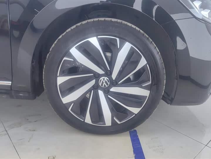 Фото 6 - Volkswagen Passat