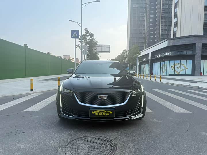 Фото 2 - Cadillac CT5