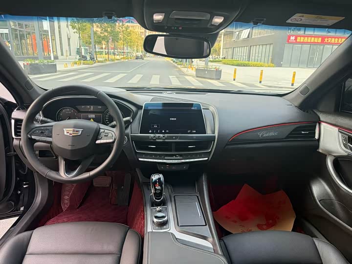 Фото 8 - Cadillac CT5