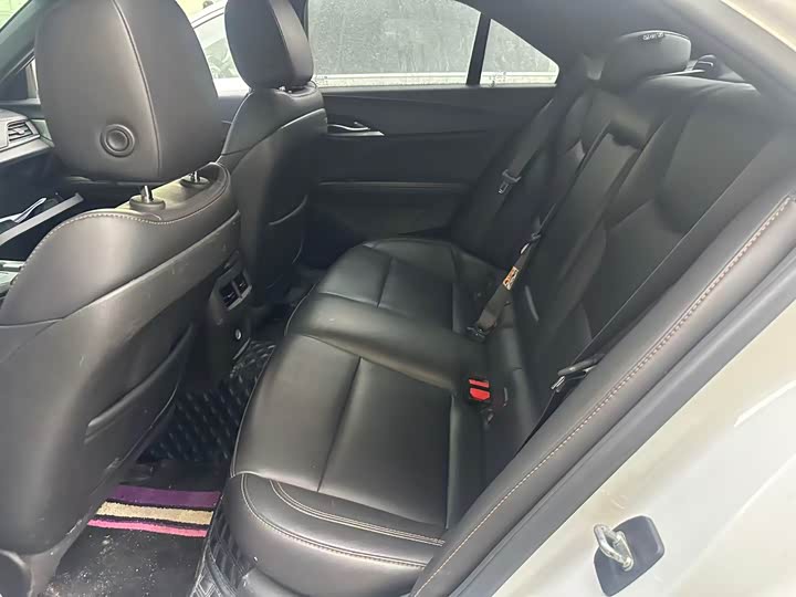 Фото 5 - Cadillac CT4