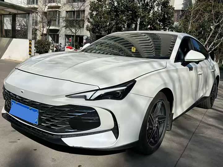 Фото 1 - MG Motor 7