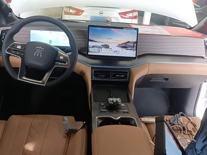 Фото 9 - BYD Song L DM-i Hybrid