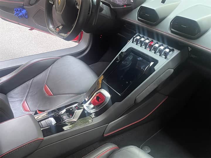 Фото 5 - Lamborghini Huracán