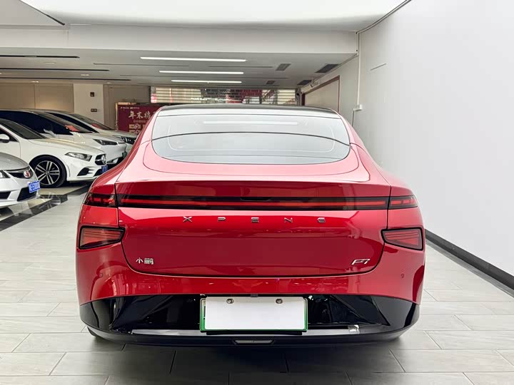 Фото 4 - XPeng P7