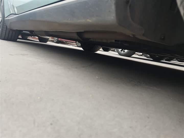 Фото 2 - Changan Deepal SL03