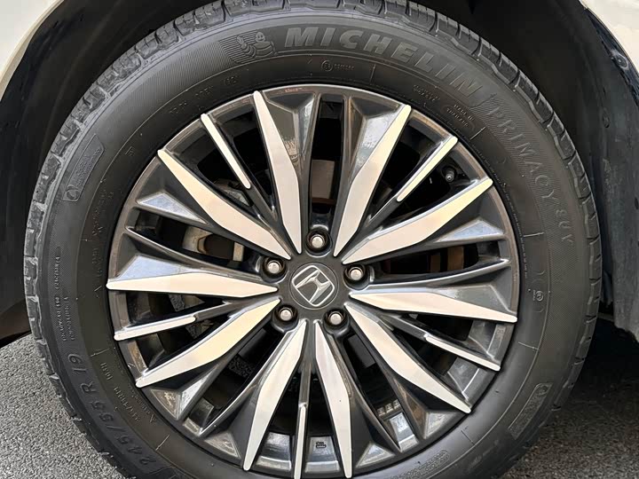 Фото 4 - Honda Avancier