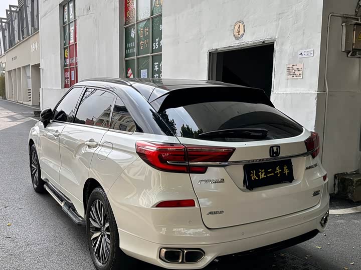 Фото 6 - Honda Avancier