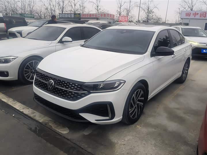 Фото 1 - Volkswagen Lavida