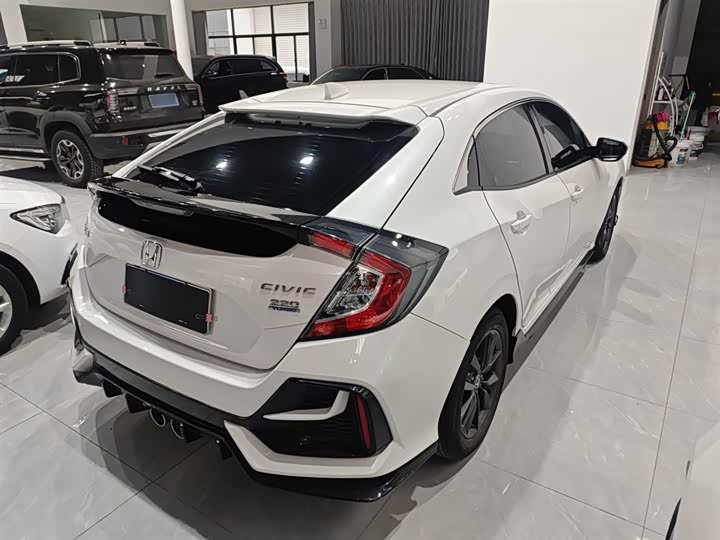 Фото 7 - Honda Civic