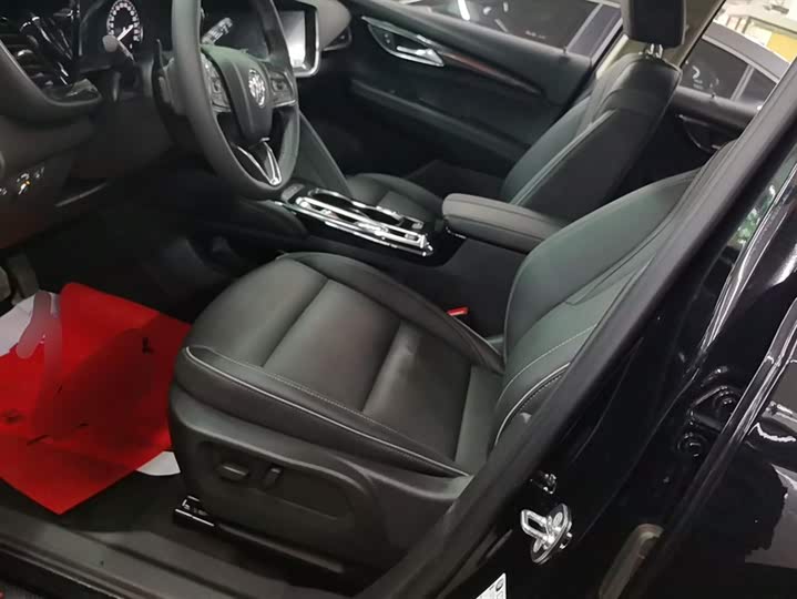 Фото 9 - Buick Envision Plus