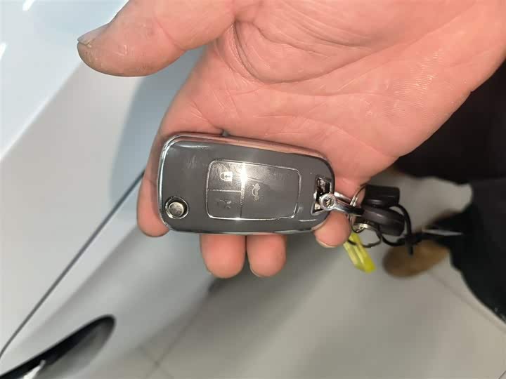 Фото 9 - Chevrolet Monza