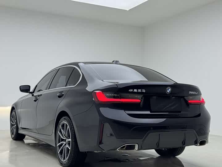 Фото 4 - BMW 3 Series