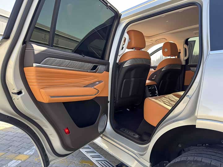 Фото 7 - Tank 500