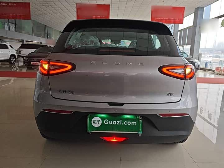 Фото 6 - Geely Galaxy Geome