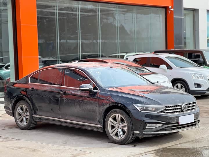 Фото 3 - Volkswagen Magotan