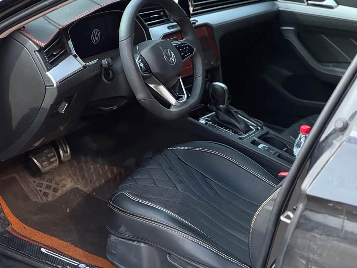 Фото 4 - Volkswagen Magotan