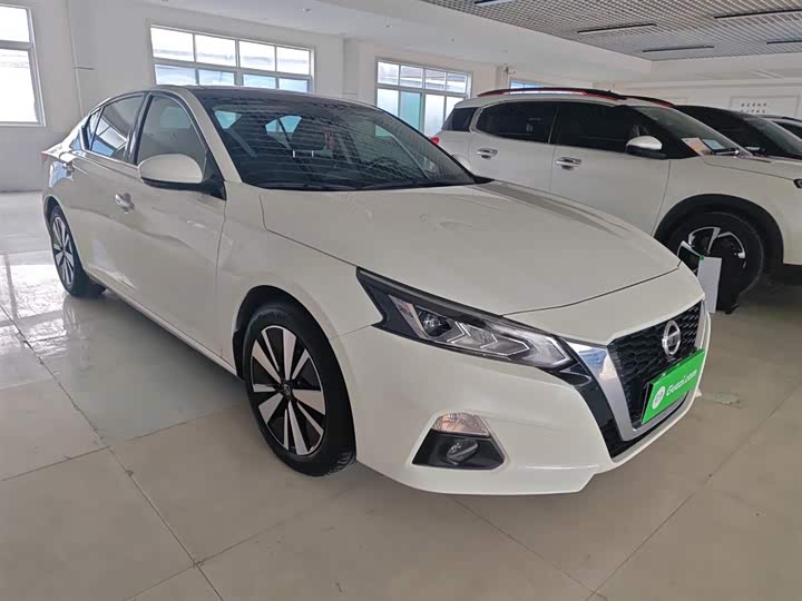 Фото 4 - Nissan Teana