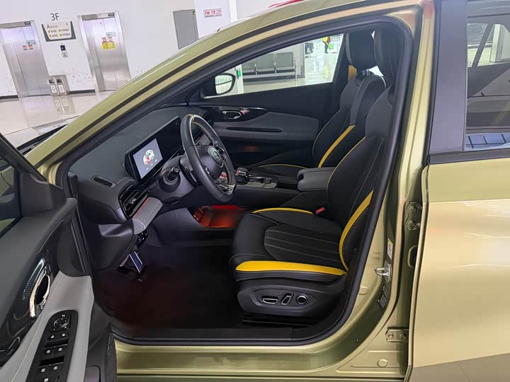 Фото 4 - GAC Trumpchi Empow R