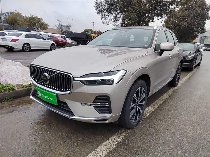 Фото 2 - Volvo XC60
