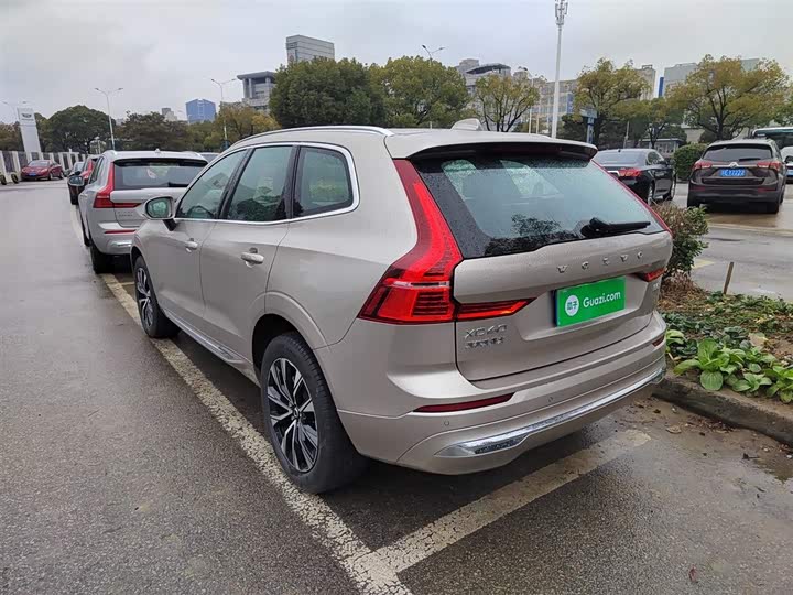 Фото 5 - Volvo XC60