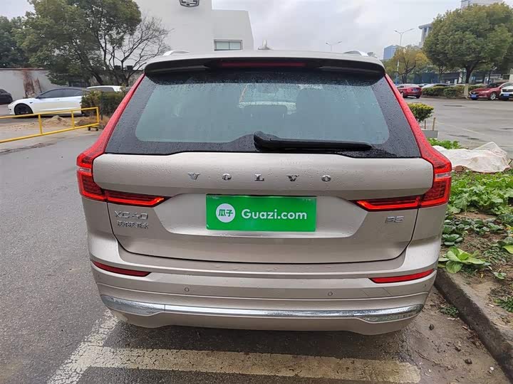 Фото 6 - Volvo XC60