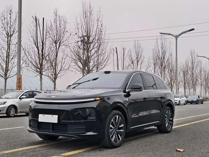 Фото 1 - LiXiang L6