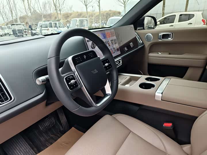 Фото 8 - LiXiang L6