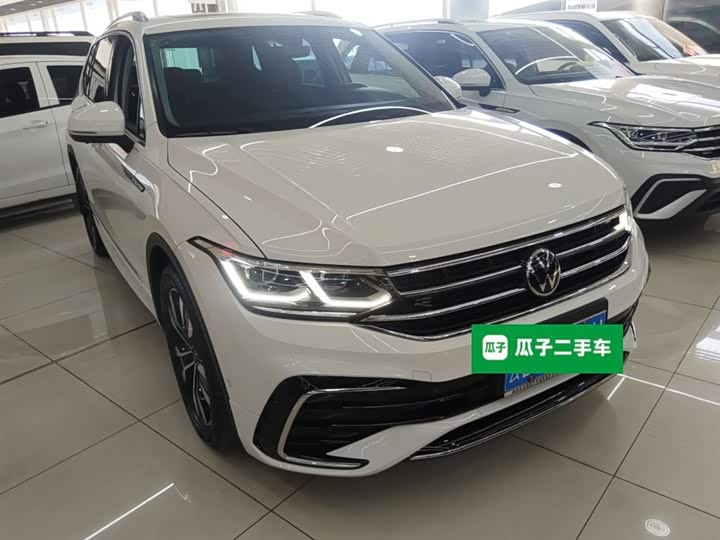 Фото 4 - Volkswagen Tiguan L Pro