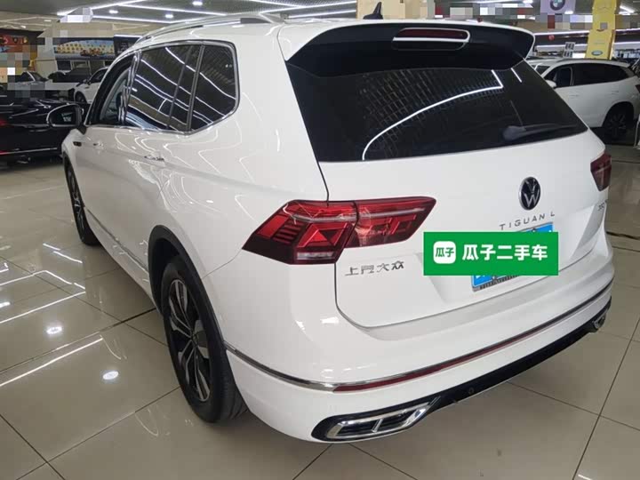 Фото 5 - Volkswagen Tiguan L Pro